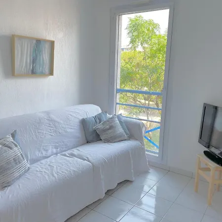 Climatise Au Coeur De Port Apartment